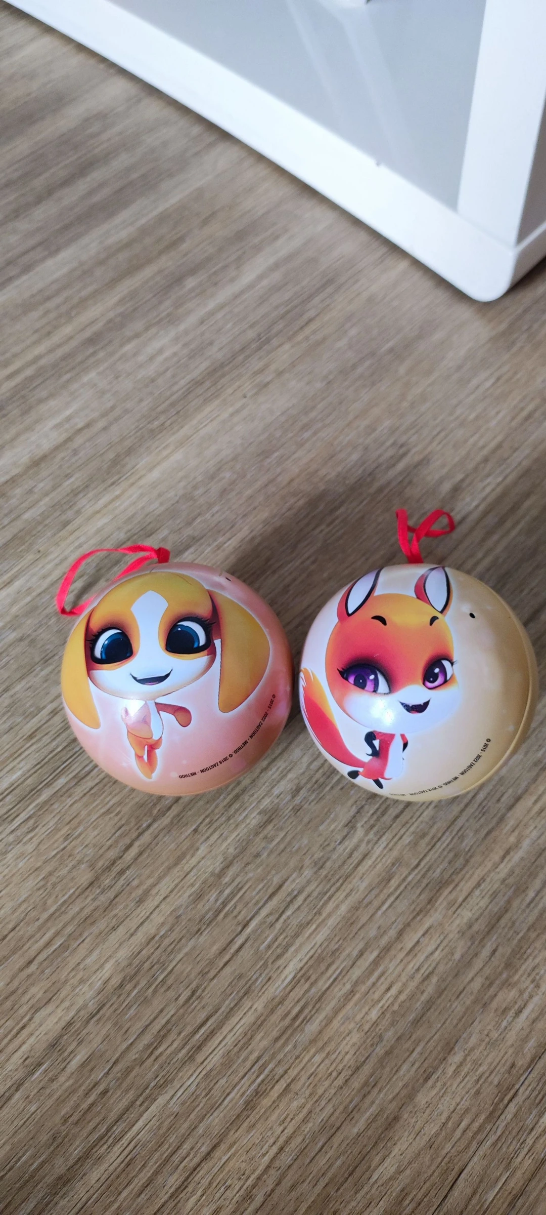 🐞 Lot de 2 Boules en Métal Miraculous (Kwamis) 🦊